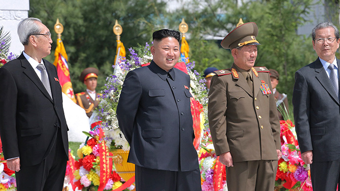 North Korean leader Kim Jong Un attends an unveiling ceremony of statues of Kim Il Sung and Kim Jong Il during the completion ceremony of Songdowon International Children's camp in this undated photo released by North Korea's Korean Central News Agency (KCNA) in Pyongyang May 3, 2014. (Reuters/ KCNA)