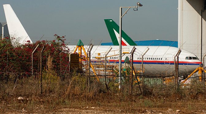 Cloned Malaysian Boeing 777 in Tel Aviv