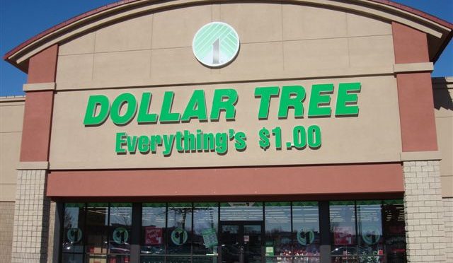 dollar-tree-canada-not-accepting-american-dollar-bill-anymore-covert