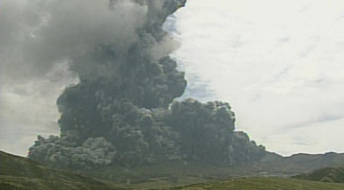 Japan’s Largest Volcano Erupts After Ruble-Yen Swap Announcement