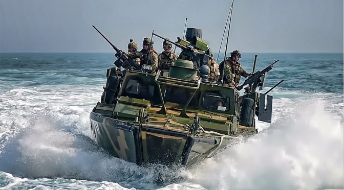 Confirmed: 2 US Riverine Command Boats Didn’t Suffer Mechanical Failure on Iranian Waters