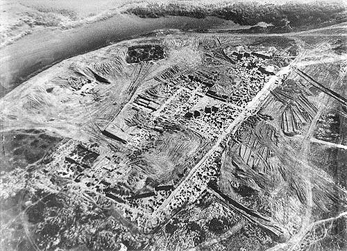 The site of the Khazar fortress at Sarkel, sacked by Sviatoslav c. 965 (aerial photo from excavations conducted by Mikhail Artamonov in the 1930s) (Courtesy of newworldencyclopedia.org)