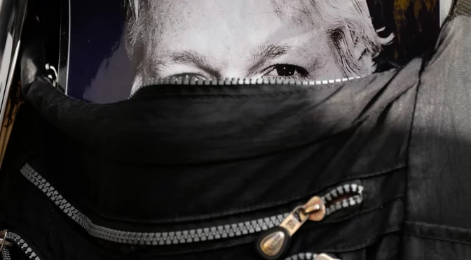 “A Lot of Mistakes”: The Guardian and Julian Assange