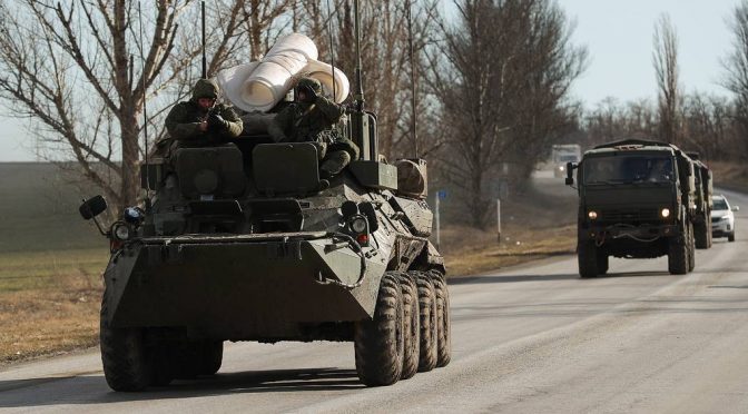 Ukrainian Troops Abandoning Their Positions, Dropping Weapons 